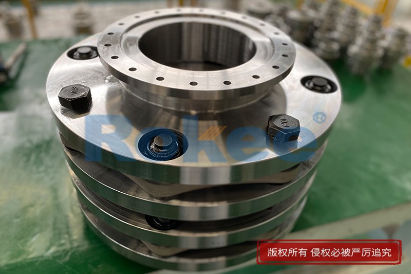 Laminated Couplings For Motor Sets