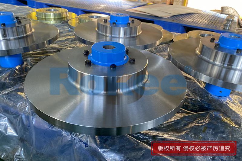 Claw Coupling With Brake Disc